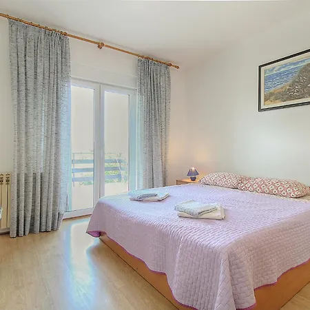 2403 Appartement Banjole