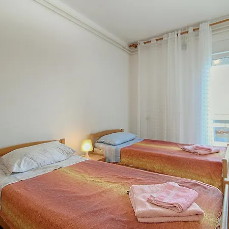 2403 Appartement Banjole